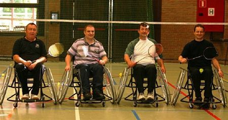 Badminton in een rolstoel? Niet makkelijk