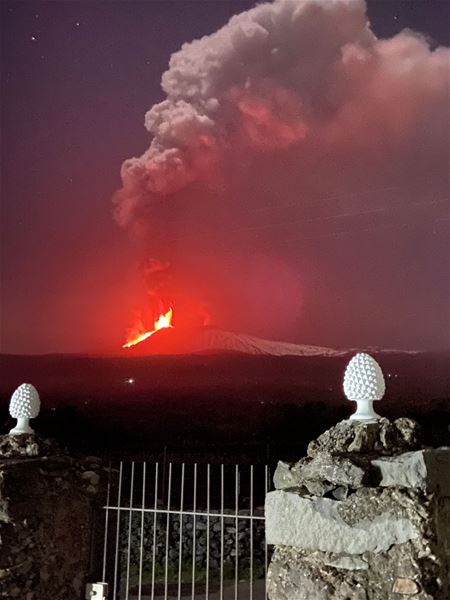 Carina en Sonja zijn de Etna-uitbarstingen gewoon