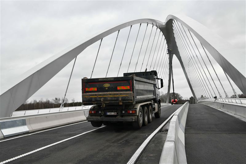 De brug in Genenbos is geopend