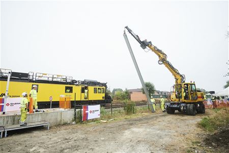 Elektrische treinen door Heusden-Zolder ...