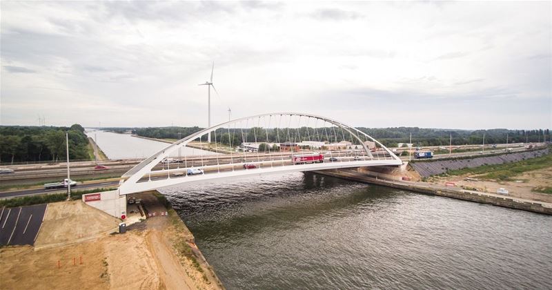 Kanaalbrug E314 klaar in het voorjaar