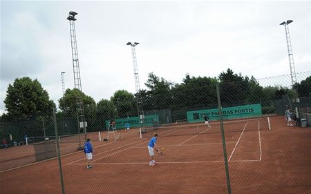 Limburgse jeugdtoppers tennissen in Heusden
