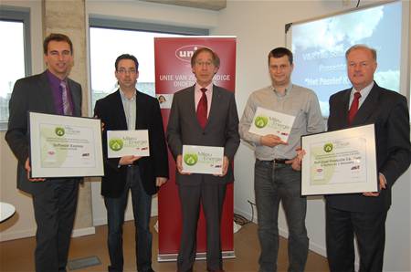 Milieu-award voor V & R The Solarcompany