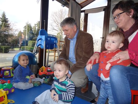 Minister Vandeurzen bezoekt kinderopvang