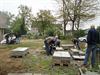 Vrijwilligers vernieuwen Sint-Baaf-terras