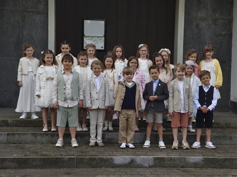 20 eerste communicanten uit Bolderberg