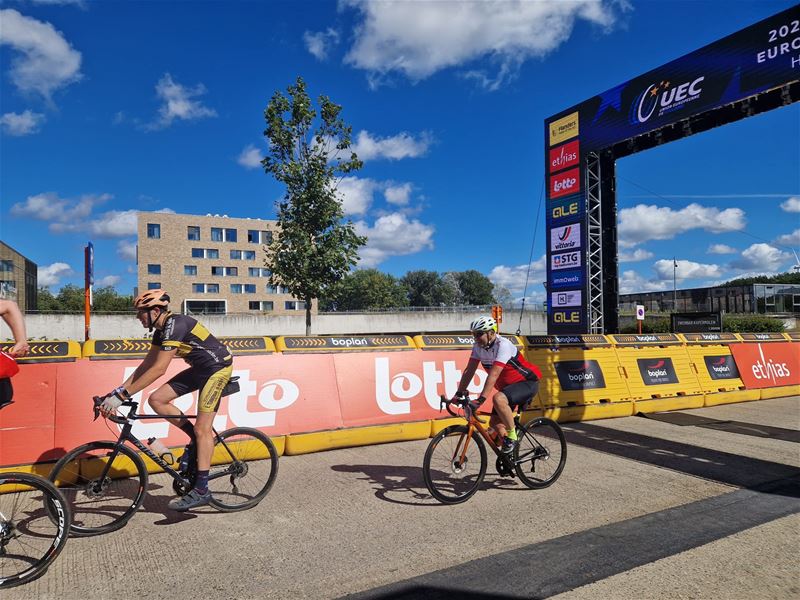 3.000 wielertoeristen verkennen EK-parcours