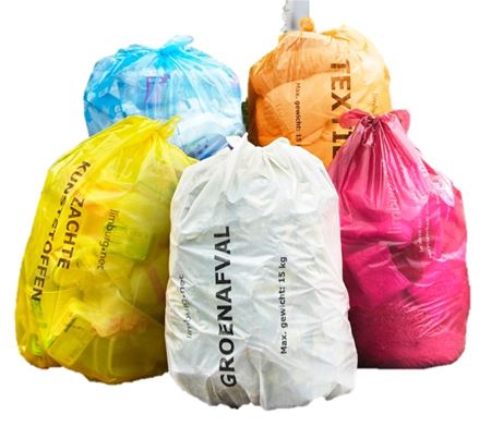 Afvalzakken mogen in de zomer naar recyclagepark