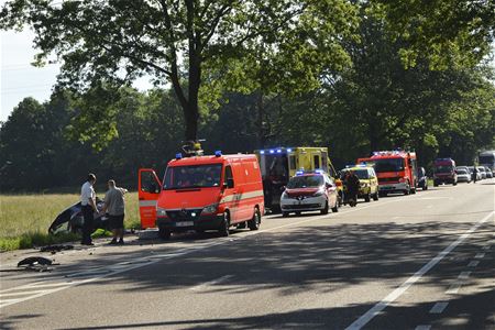 Autobestuurder ernstig gewond in Beringen