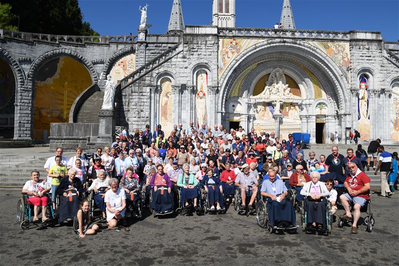Bedevaartsgroeten uit Lourdes