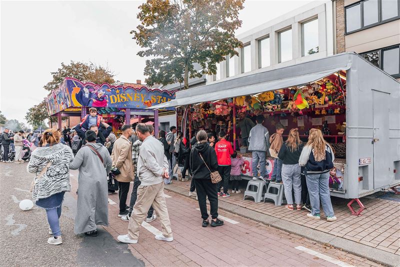 Braderie: omleiding en wachten met vuilzakken