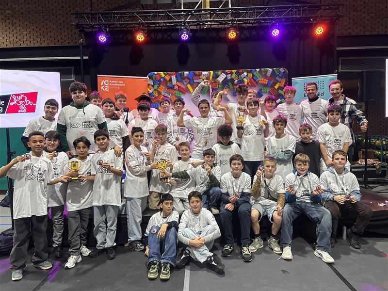 College wint 3 awards op LEGO-technologiewedstrijd