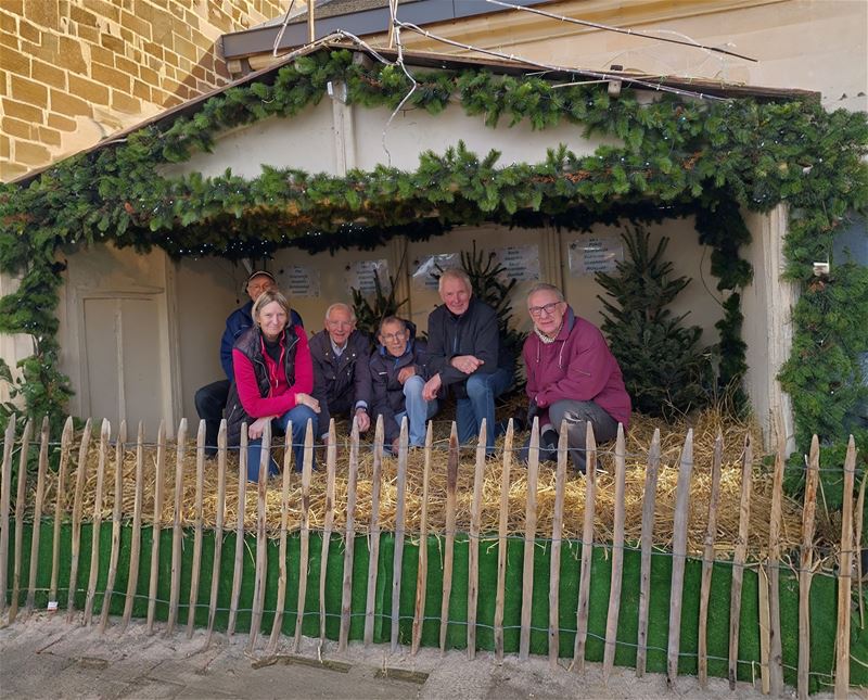 De kerststal in Zolder is opgebouwd