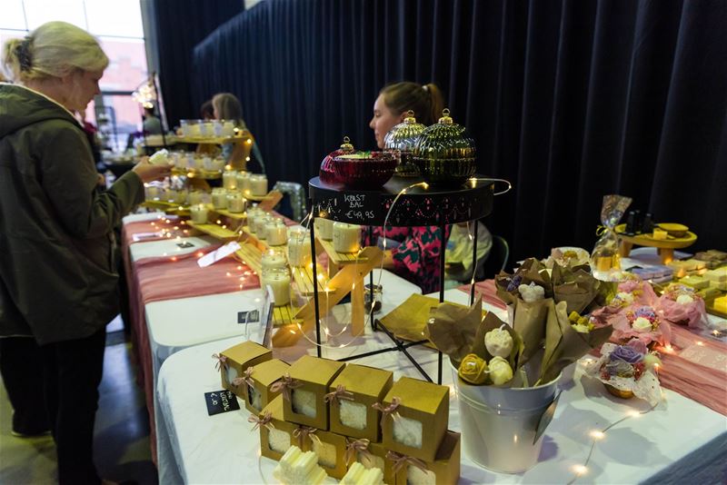 De Shopfabriek: meer dan 50 standhouders in Watt17