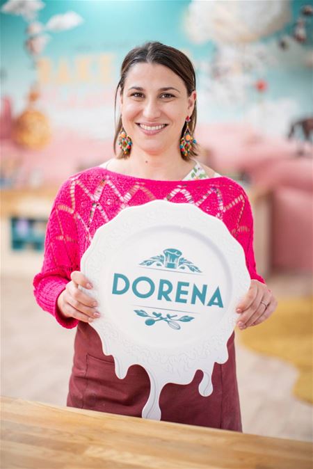 Dorena treedt aan in Bake Off Vlaanderen