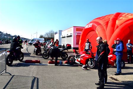 Ducati verovert onze wegen