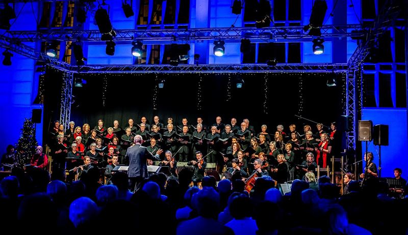 Exsultate bezingt de vredeshelden