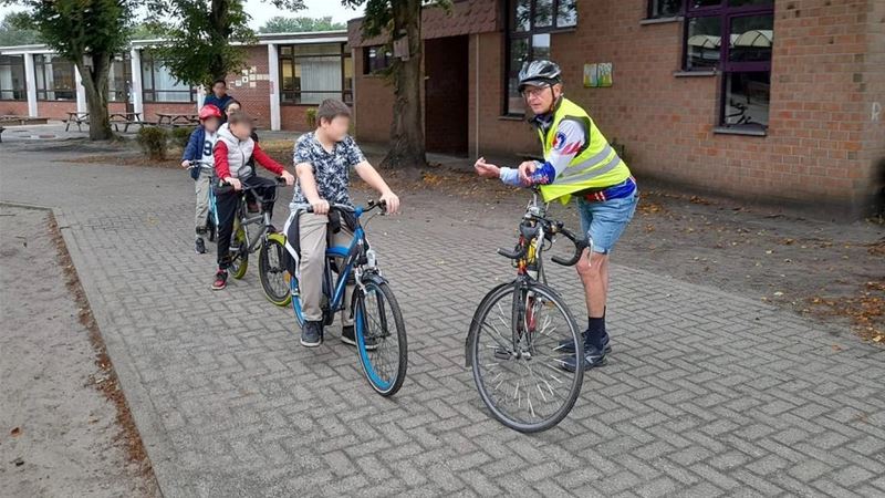 Fietsersbond begeleidt leerlingen van De Linde