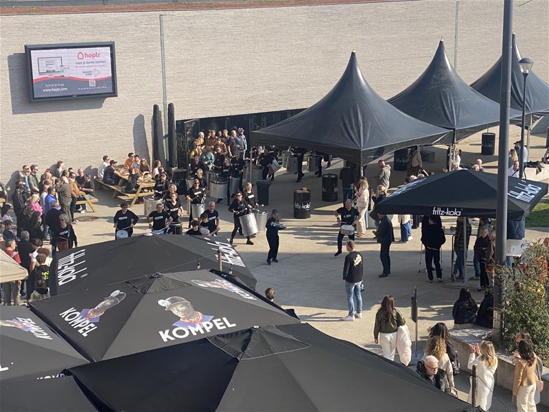 Genieten van bier en muziek op dag 1 van TBE