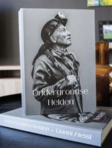 Gianni Alessi: mijnwerkers op foto in boek en expo