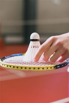 Gratis badmintonlessen voor recreatiespelers