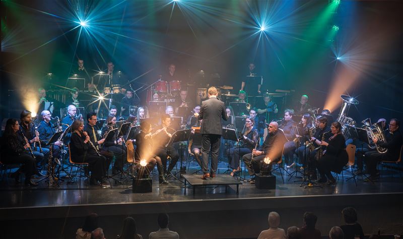 Harmonie Viversel bracht een feestelijk concert
