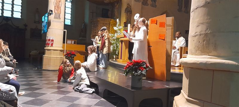 Hoop centraal in kerstviering 't Molenholleke