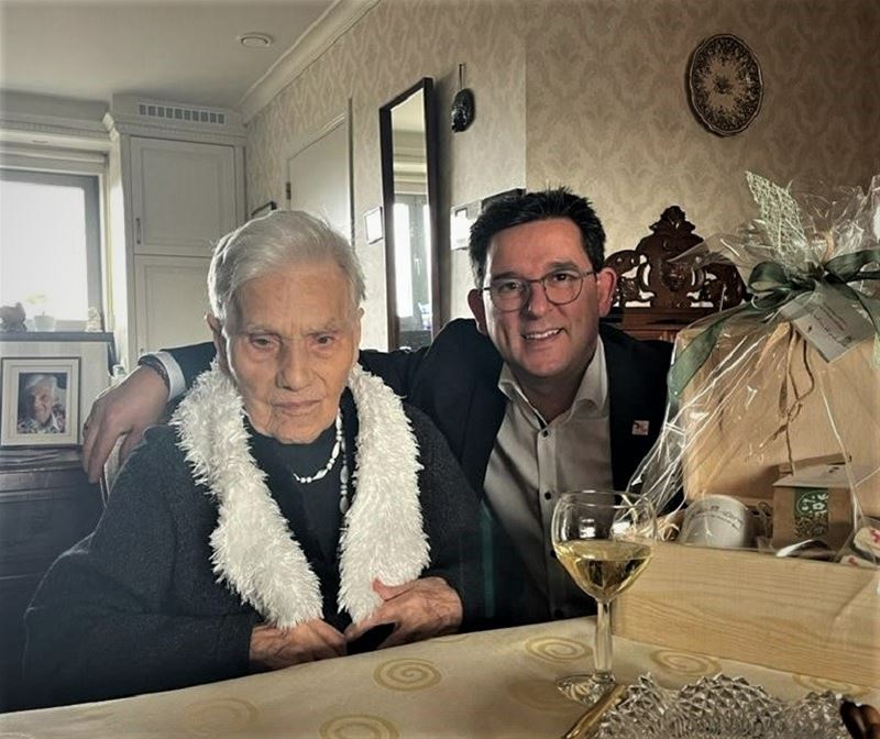 Louisa viert haar 102de verjaardag
