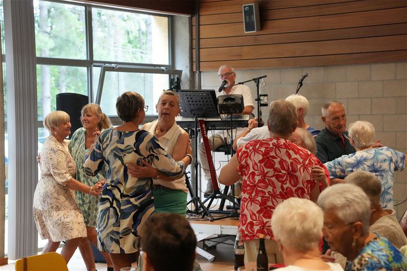 Ludo Live brengt senioren aan 't dansen