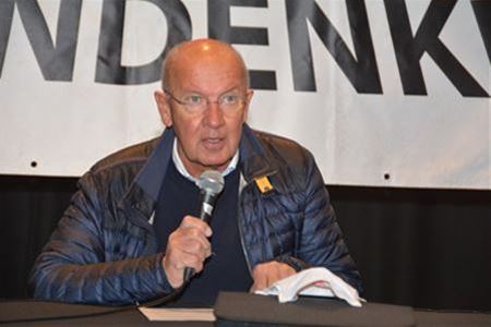 Michel Dylst moet effectief de cel in