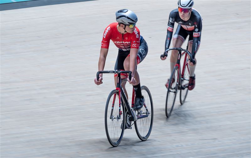 Mooie koersen op tweede dag BK op de piste