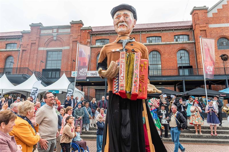 Reus Sus Cavo is officieel gedoopt en ingeschreven