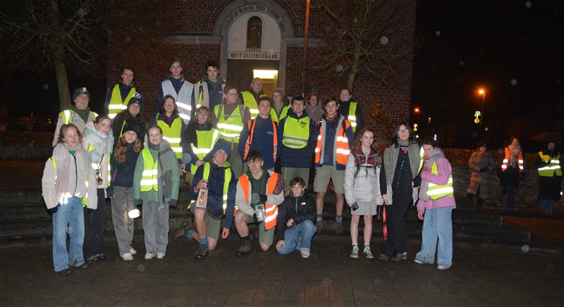 Scouts brachten het Vredeslicht naar Eversel