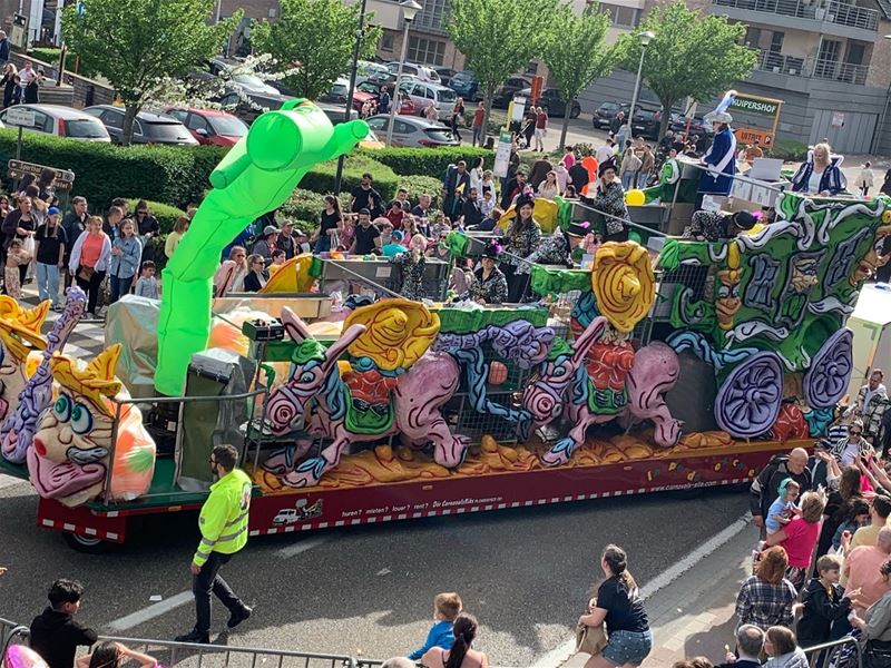 Slamridders vieren drie dagen carnaval