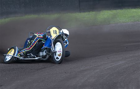 Speedway viel letterlijk en figuurlijk in 't water