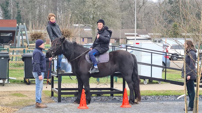 't Weyerke:  snoezelstal en heraanleg dierenpark