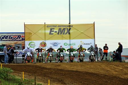 Toppers komen weer naar E-MX-Race