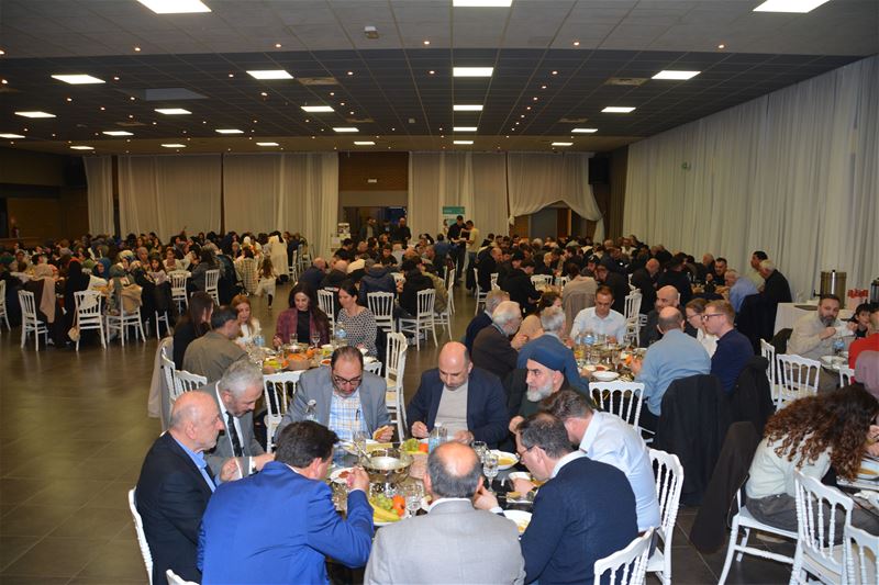 'Verbinding' centraal op iftar Sultan Ahmet moskee
