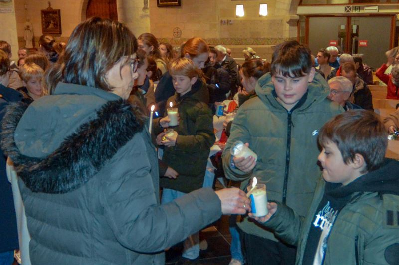 Vredeslicht uit Bethlehem in Zolder aangekomen