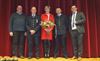 brandweer-huldigt-benny-put-op-korpsfeest