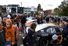 veel-interesse-voor-parade-van-nascar-bolides