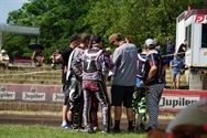 Jonge racers en karts brengen spektakel op Helzold