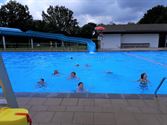 Leerlingen beleefden een topdag in het zwembad