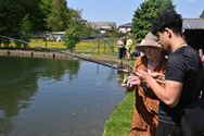 Jongeren gingen vissen met Berckenboschbewoners