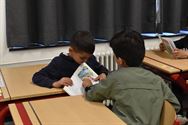 Leerlingen 1ste leerjaar lezen voor kleuters