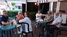 Het kermiscafé is geopend