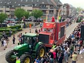 Massa volk voor 43ste stoet van De Slamridders