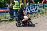 Honderden motorrijders veroveren LIndeman