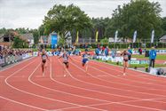 Krachtige wind bederft de pret voor de atleten