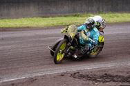 Loodzware speedwayraces op geteisterde baan